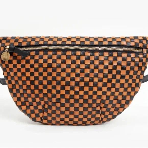 Clare V Grande Fanny - Picture 9 of 9